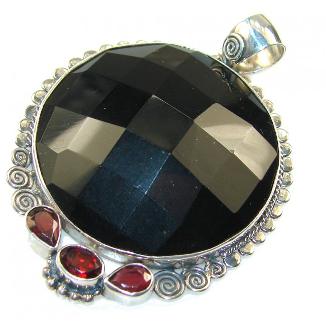 Excellent Black Onyx Sterling Silver Pendant
