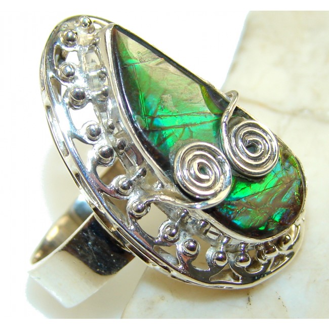 Beautiful Green Ammolite Sterling Silver ring s. 9