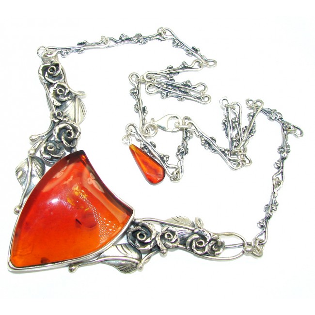 Very Elegant AAA Baltic Polish Amber Sterling Silver necklace