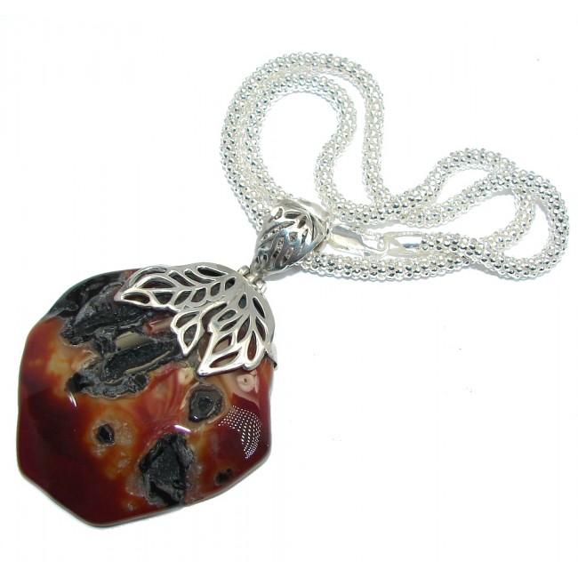 Aura Of Beauty Natural Agate Sterling Silver necklace