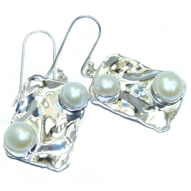 Ocean Beauty Fresh Water Pearls hammered Sterling Silver Earrings