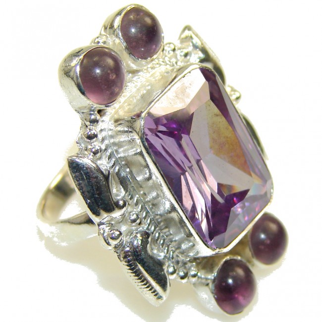 Big! Amazing Purple Quartz Sterling Silver ring; s. 9