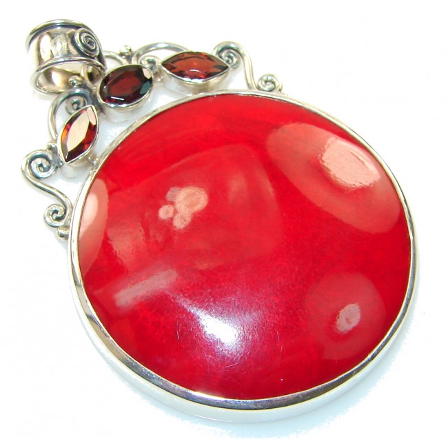 Lovely Kiss!! Fossilized Coral Sterling Silver pendant