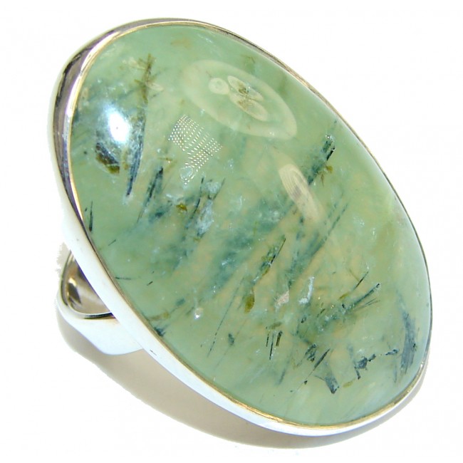 Big! Exclusive! Green Moss Prehnite Sterling Silver ring; s. 7