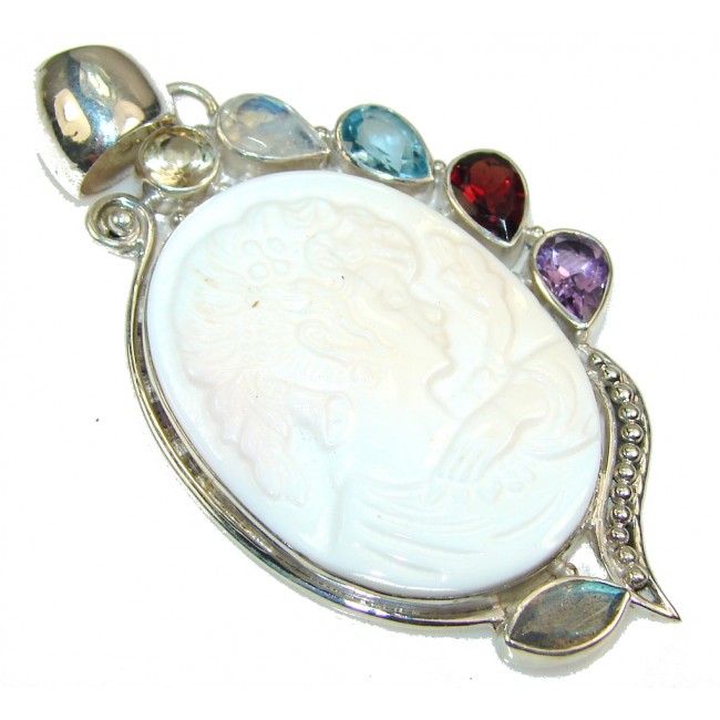 Beautiful Design!! Cameo Sterling Silver pendant