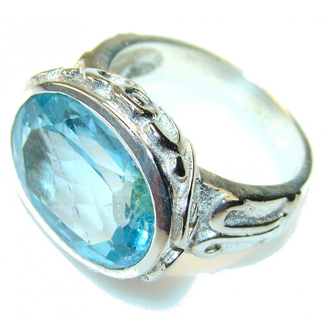 Amazing Light Blue Topaz Sterling Silver Ring s. 8
