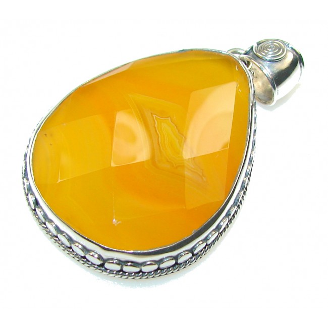 New Design Of Yellow Agate Sterling Silver Pendant