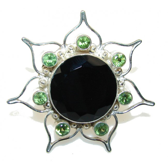 Beautiful Black Onyx Sterling Silver Ring s. 9
