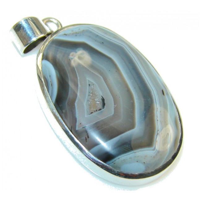 Great Impression! Brown Banded Agate Sterling Silver pendant