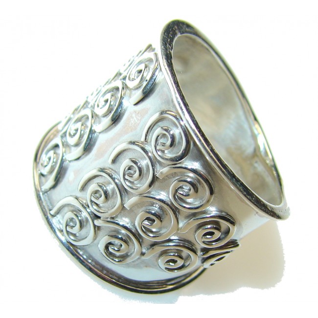 Natural Beauty!! Silver Sterling Silver ring s. 12