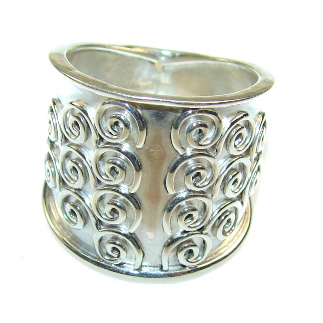 Natural Beauty!! Silver Sterling Silver ring s. 12