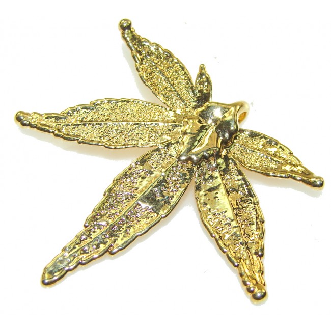 Stylish Gold Plated Leaf Sterling Silver Pendant