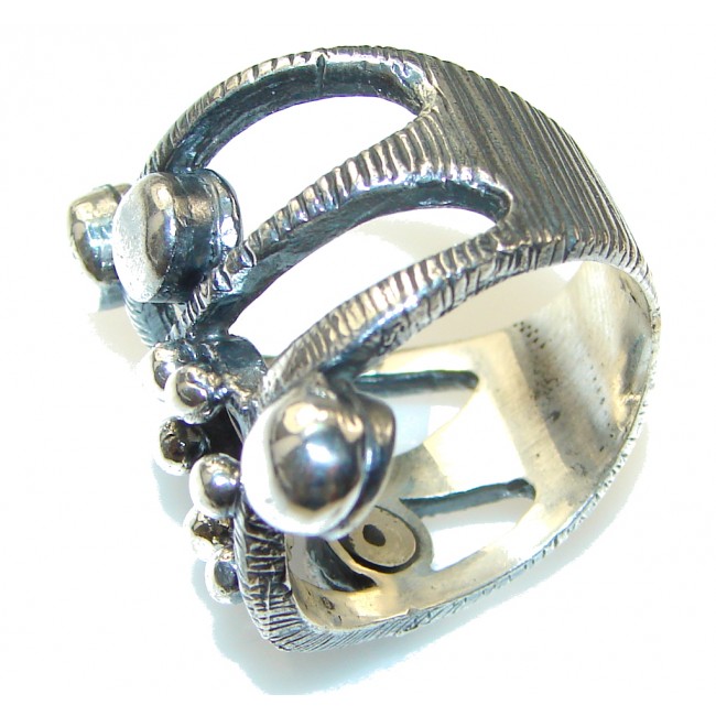 Unusal Style!! Silver Sterling Silver Ring s. 8 1/2