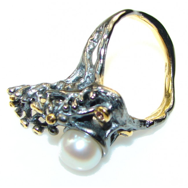 Gorgeous Italy Made, Rhodium Plated, 18ct Gold Plated Fresh Water Pearl Sterling Silver ring; 9 1/2