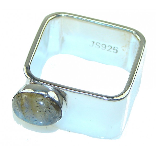 Modern Shimmering Labradorite Sterling Silver Ring s. 6 1/2