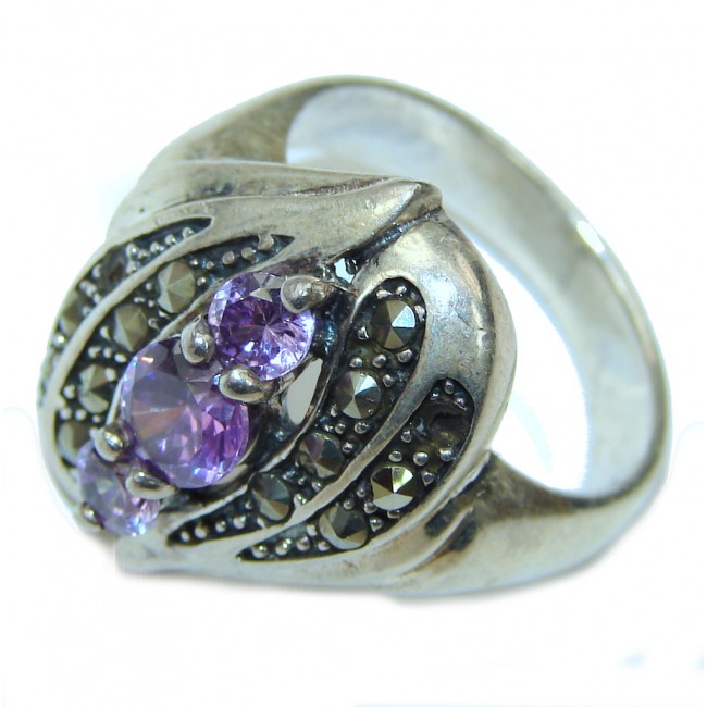 Amazing Purple Amethyst & Marcasite Sterling Silver ring s. 7