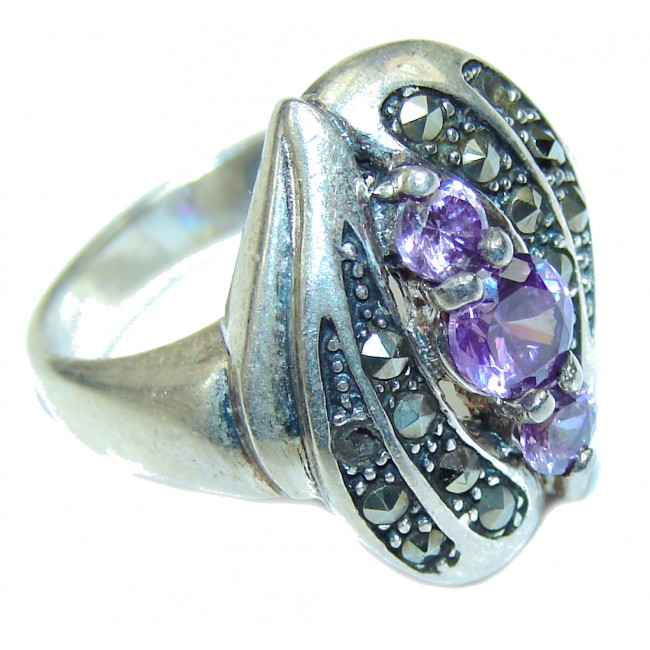 Amazing Purple Amethyst & Marcasite Sterling Silver ring s. 7