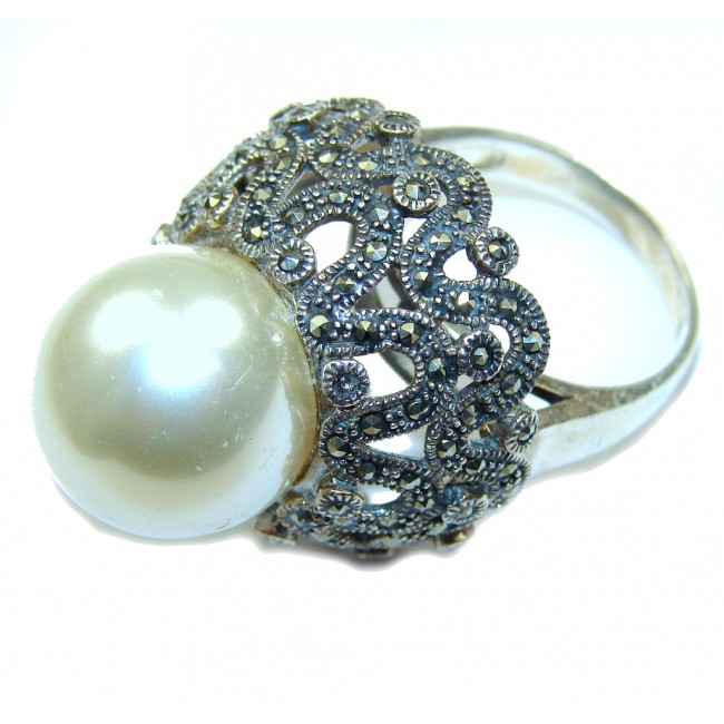Winter Style! Fresh Water Pearl & Marcasite Sterling Silver ring; s. 9
