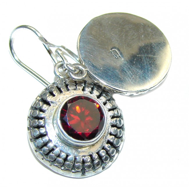 Bali Secret! Red Garnet Sterling Silver earrings
