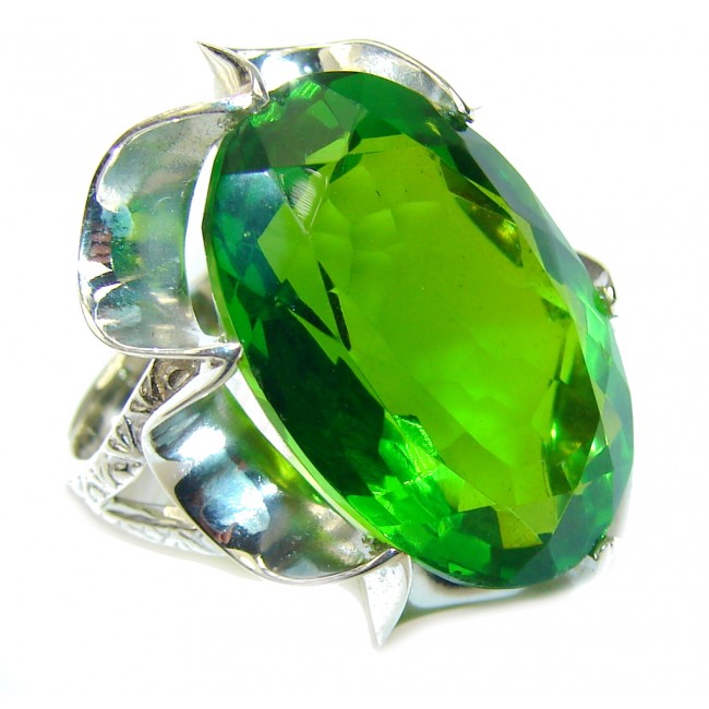 Fresh Garden! Created Green Peridot Sterling Silver Ring s. 7 1/2