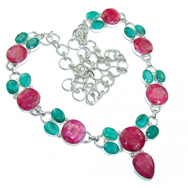 Aura Of Beauty! Green Emerald, Ruby Sterling Silver Necklace