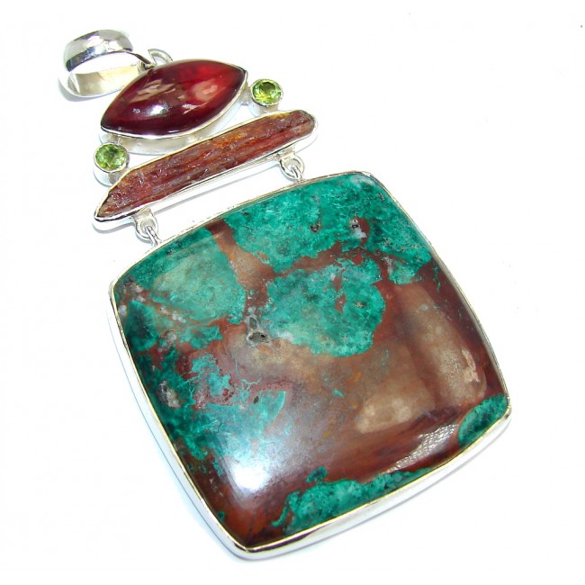 Big! Natural AAA Morrisonite with golden vains Sterling Silver Pendant