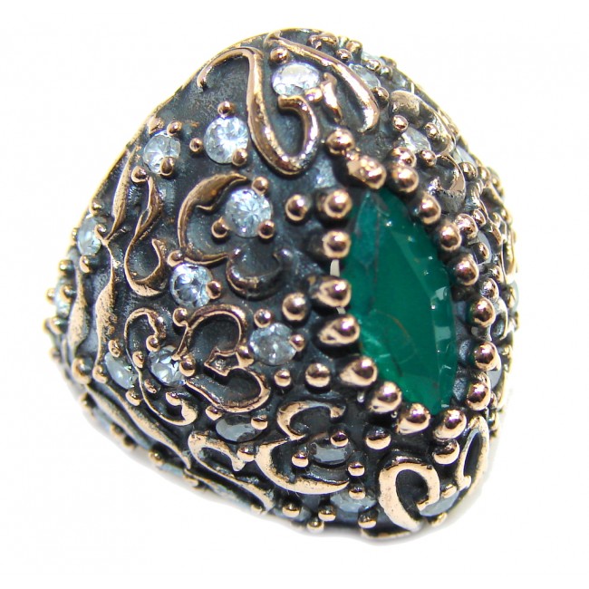 Victorian Style created Emerald & White Topaz Sterling Silver ring; s. 5 1/2