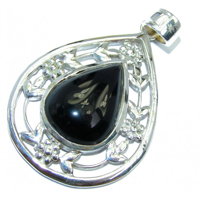 Floral Design Amazing Black Onyx Sterling Silver Pendant