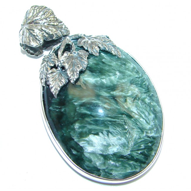 Precious AAA quality Green Seraphinite Sterling Silver handmade Pendant