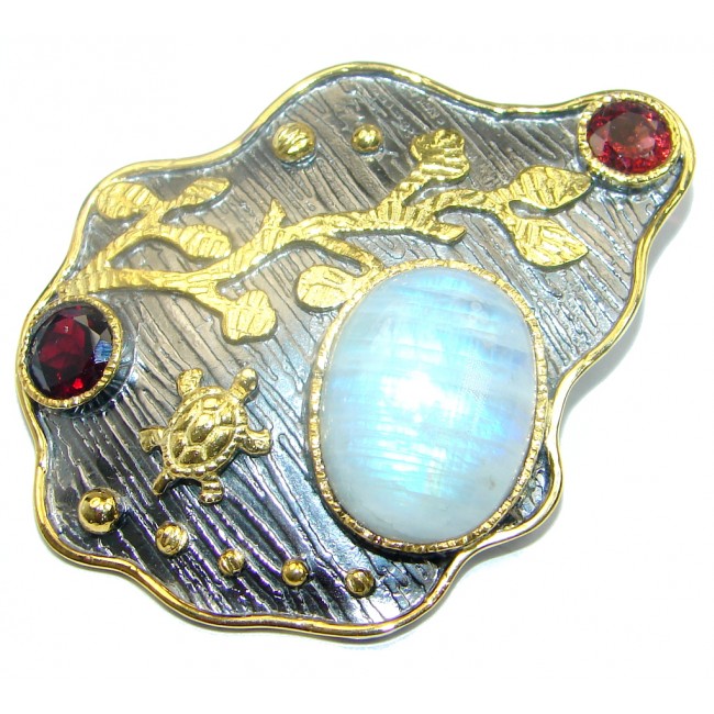 Floral Design Fire Moonstone Garnet Gold plated over Sterling Silver Pendant