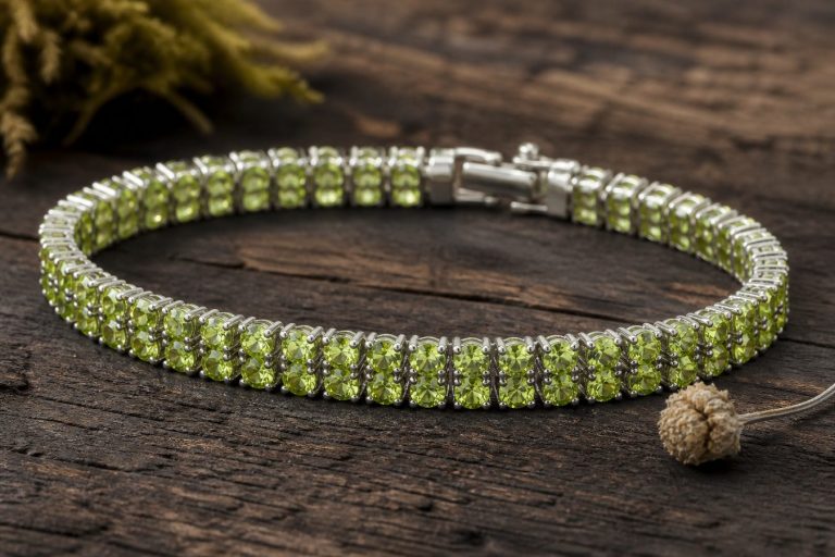 August Birthstone Bracelet: Peridot in Sterling Silver