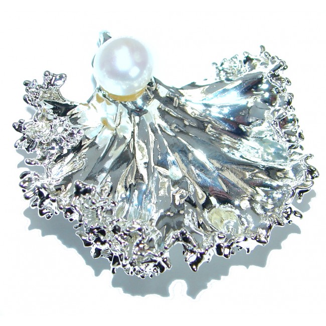Unique Design Natural Leaf Pearl .925 Sterling Silver handcrafted pendant