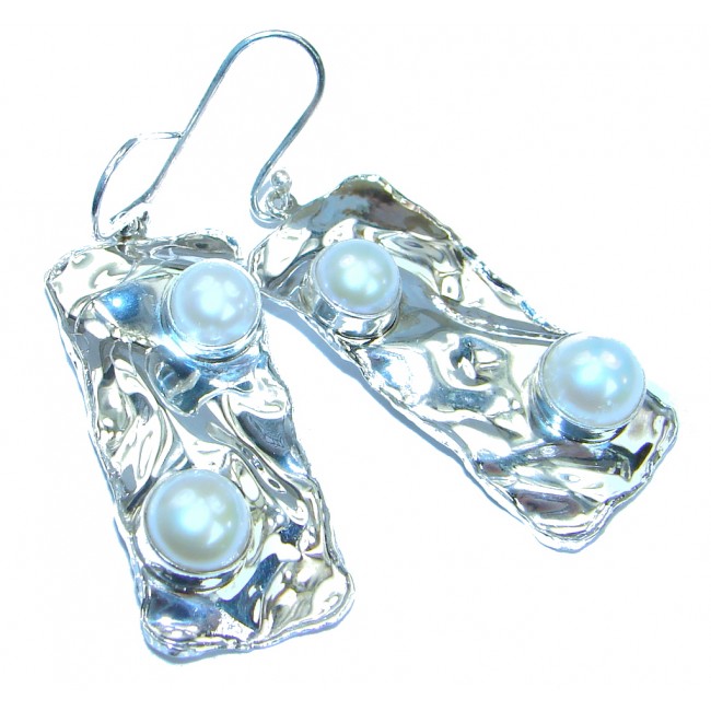 Ocean Beauty Fresh Water Pearls hammered .925 Sterling Silver Earrings
