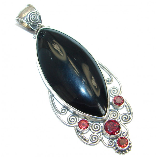 Amazing Simple design Black Onyx .925 Sterling Silver handmade Pendant