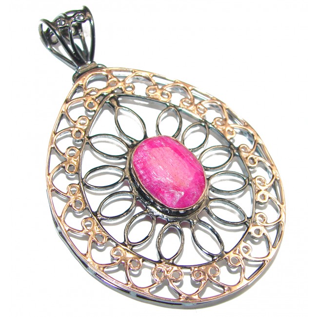 Fantastic Ruby 2 tones .925 Sterling Silver handcrafted pendant
