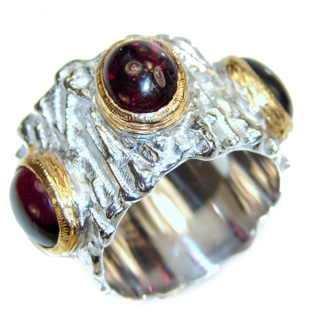 Vintage Design Authentic Garnet .925 Sterling Silver brilliantly handcrafted ring s. 7