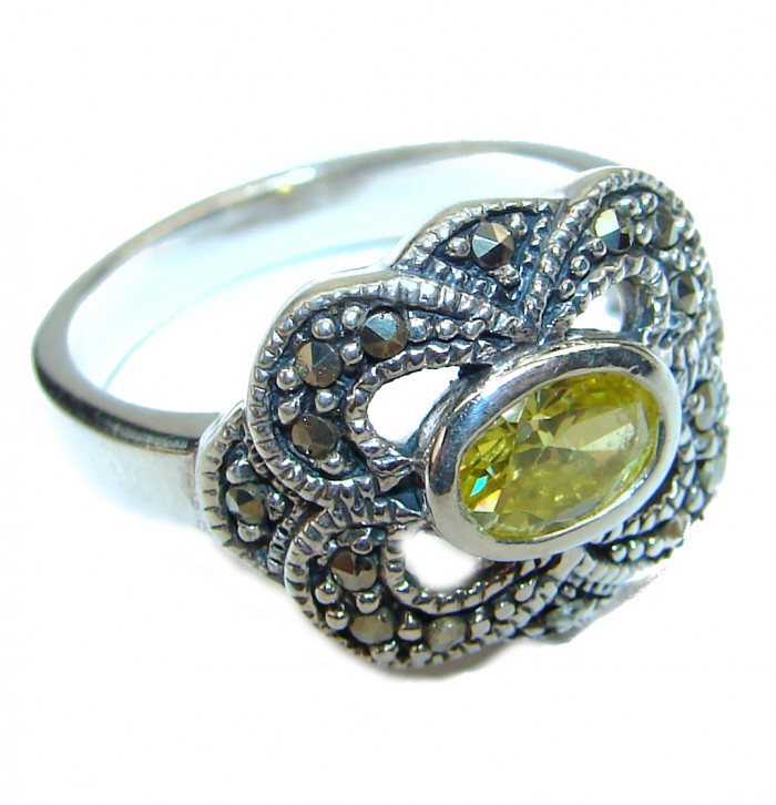 Melissa genuine Peridot .925 Sterling Silver handcrafted Ring size 9