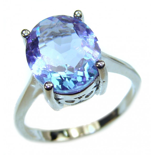 Luxurious color-changing Alexandrite .925 Sterling Silver Ring s. 7 1/4