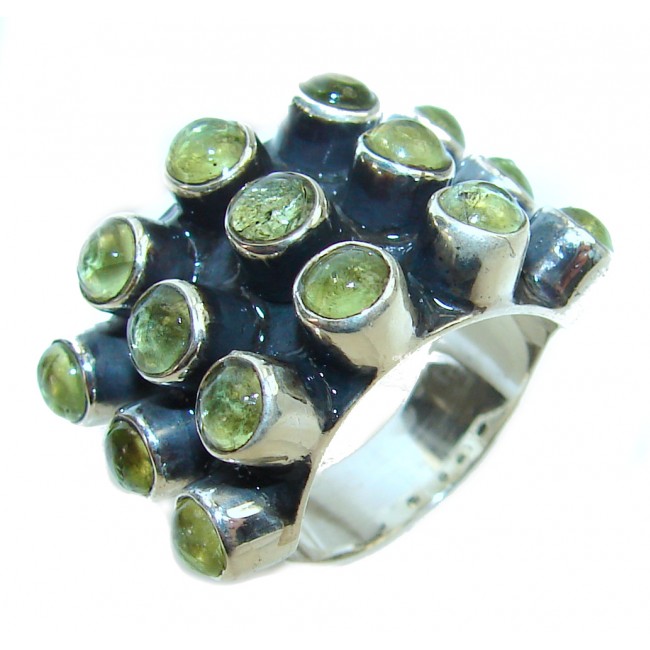 Spectacular Authentic genuine Peridot .925 Sterling Silver handcrafted Ring size 6