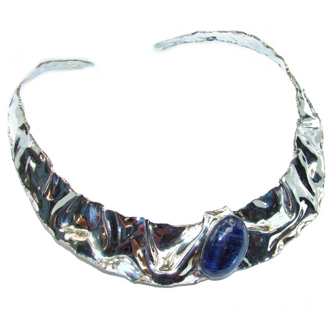 Scarlet Beauty African Kyanite hammered .925 Sterling Silver necklace / Choker