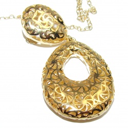 Dazzling 18K Gold .925 Sterling Silver handcrafted necklace