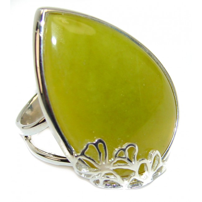Natural Beauty Green Peruvian Opal .925 Sterling Silver ring s. 8