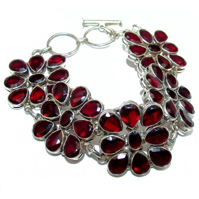 Vintage design Beauty authentic red Quartz .925 Sterling Silver handcrafted Bracelet