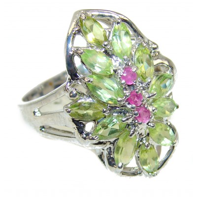 Genuine Peridot .925 Sterling Silver handcrafted Ring size 8 1/4