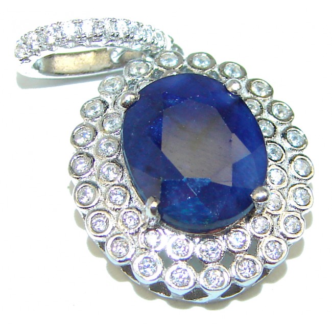 Vintage Design 8.5 carat Sapphire .925 Sterling Silver handcrafted Pendant