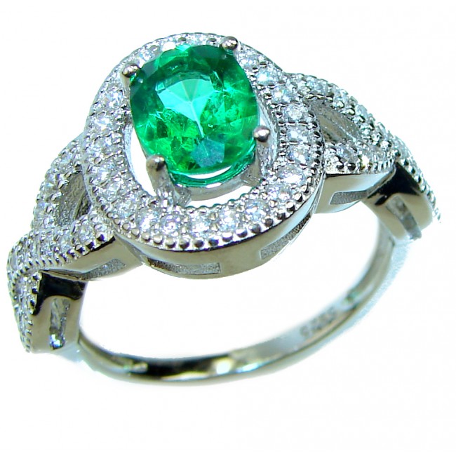 Vibrant Green Topaz .925 Sterling Silver handcrafted Ring s. 8