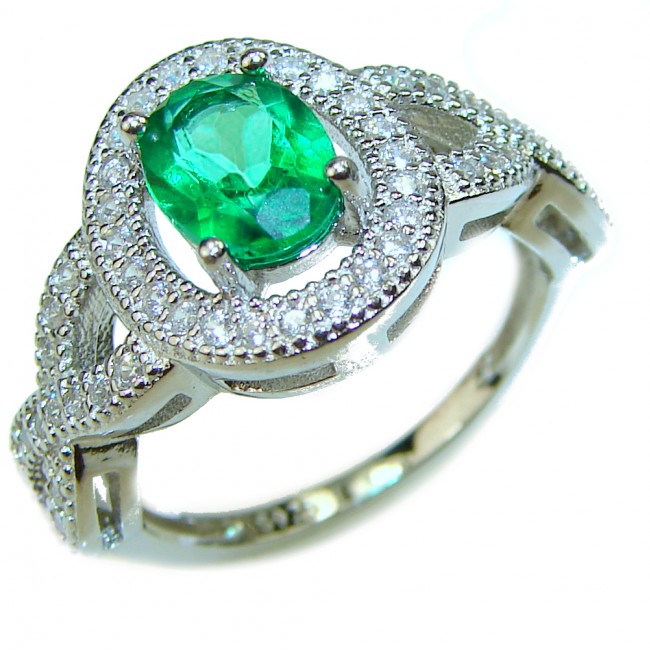 Vibrant Green Topaz .925 Sterling Silver handcrafted Ring s. 6 3/4