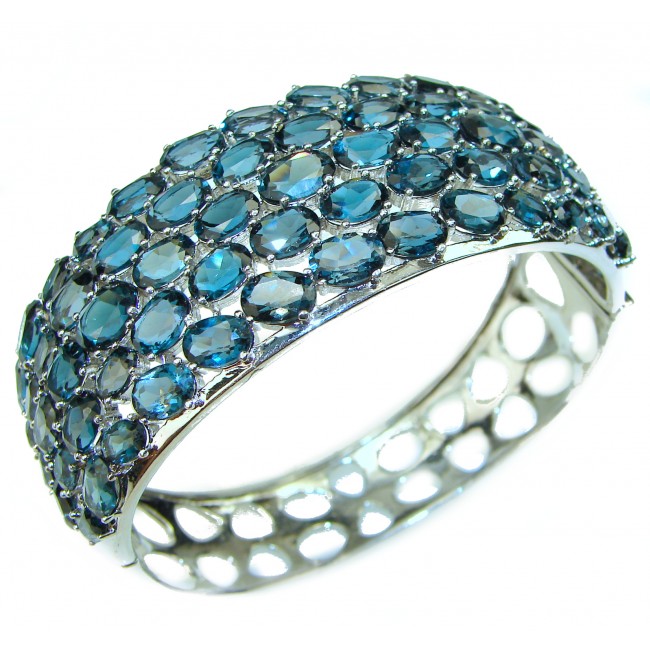 Spectacular authentic London Blue Topaz .925 Sterling Silver handmade bangle Bracelet