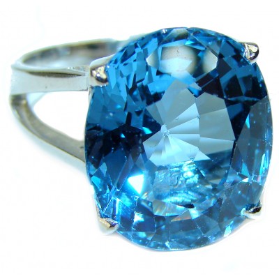 22.8 carat Large Swiss Blue Topaz .925 Sterling Silver handmade Ring size 6 3/4