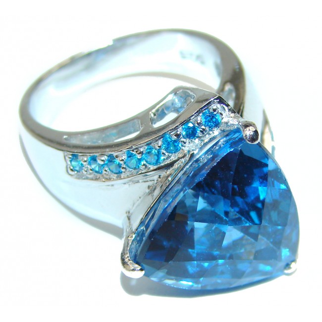 22.8 carat Large Swiss Blue Topaz .925 Sterling Silver handmade Ring size 8